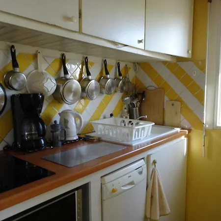 5 Pers. A 300m De La - Terrasse Amenagee, Parking, Non Fumeur, Animaux Non Admis - Fr-1-784-20 Chalet