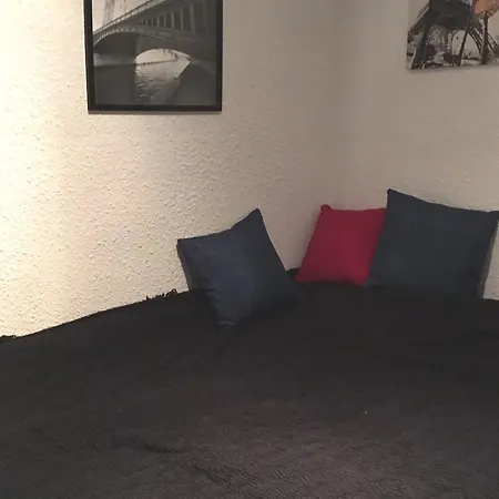 5 Pers. A 300m De La - Terrasse Amenagee, Parking, Non Fumeur, Animaux Non Admis - Fr-1-784-20 Gruissan